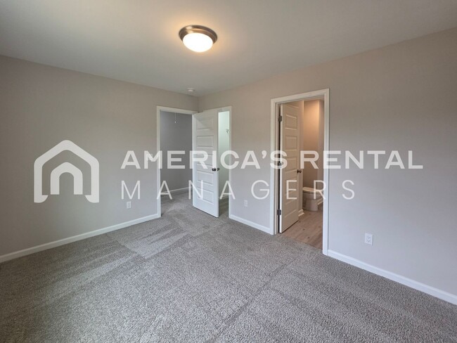 Building Photo - New Construction Townhome for Rent in Clanton, AL!