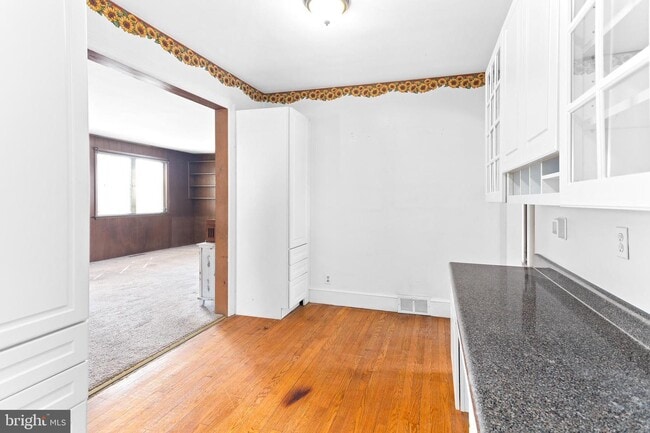 Building Photo - 11707 Mansion St