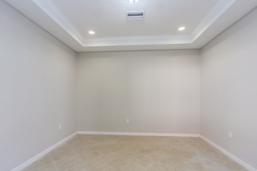 Building Photo - 5805 Spanish Point Ct