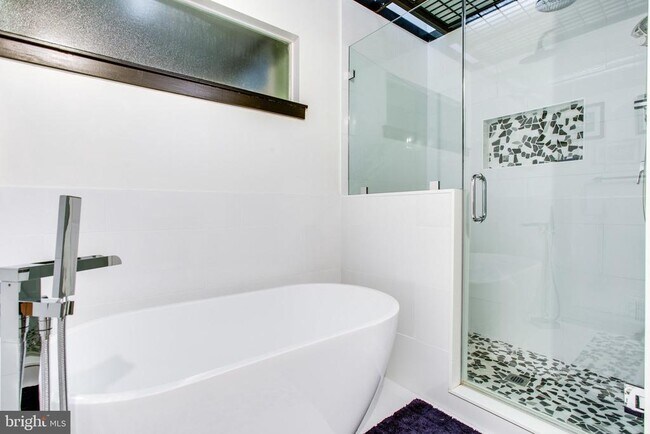 Building Photo - 10809 Nicholsridge Rd