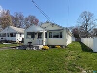 Building Photo - 65 Roseville St