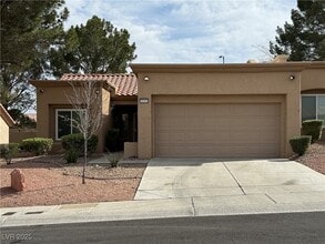 Building Photo - 10101 Hemet Dr