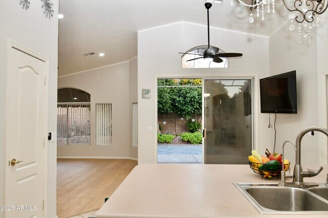 Building Photo - 18623 N 20th Way