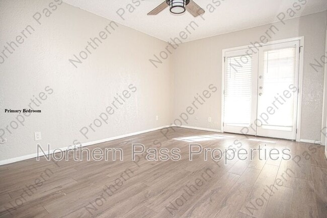 Building Photo - 4433 N Stanton 507