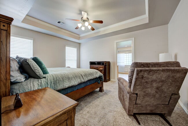 Building Photo - 4716 Stag Horn Dr