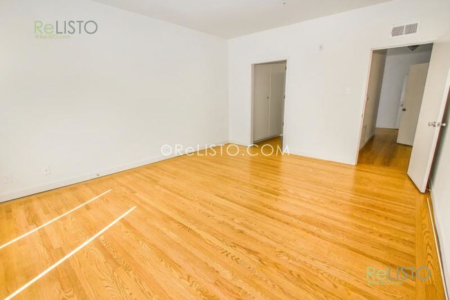 Building Photo - 2296 Vallejo St