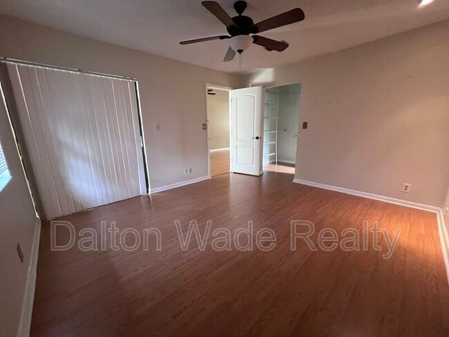 Building Photo - 2067 Sunset Grove Ln