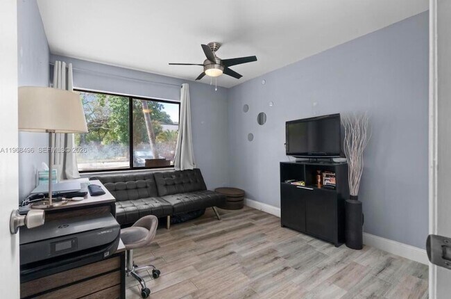 Building Photo - 2900 NW 69th Ct