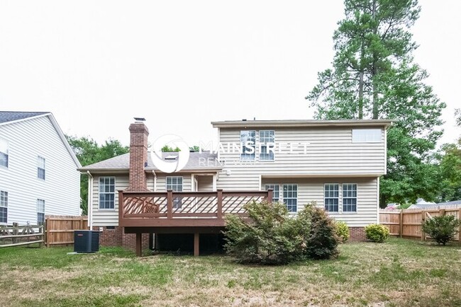 Building Photo - 6001 Beech Cove Ln