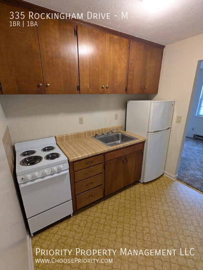 Building Photo - 335 Rockingham Dr