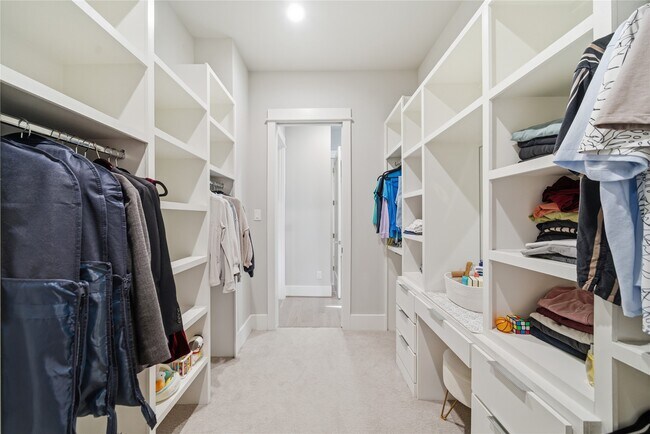 Building Photo - 1615 Wheeler Ave