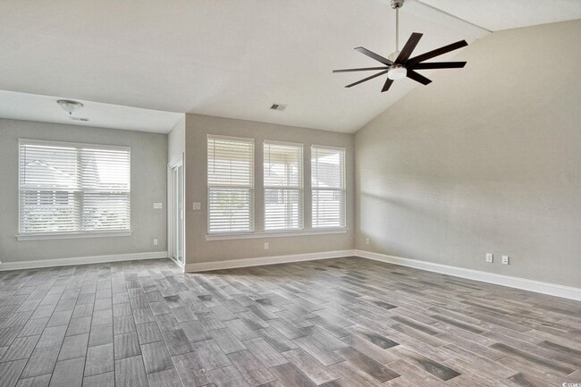 Building Photo - 876 Culbertson Ave