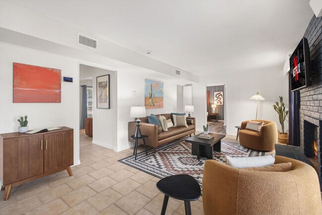 Building Photo - 5410 King Richard St