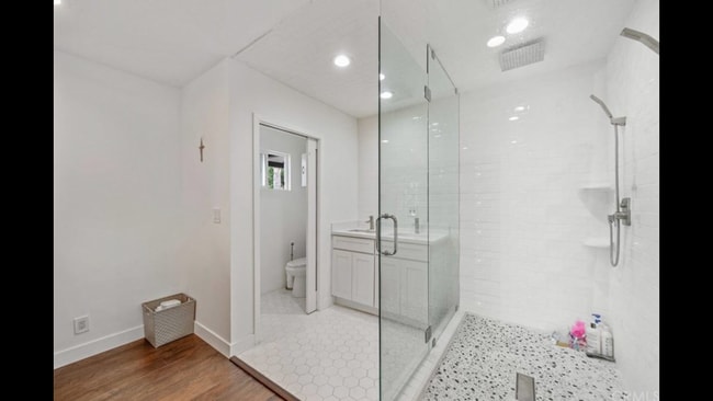 Building Photo - 1801 Lorella Ave
