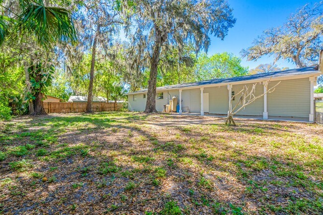 Building Photo - Stunning Remodeled 3-Bedroom Home in Prime Ormond Location