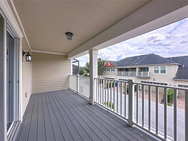 Building Photo - 2904 Windmill Dr