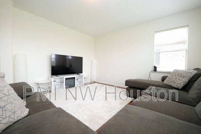 Building Photo - 1203 Lavender Shade Ct