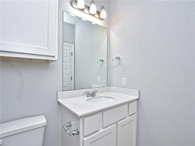 Building Photo - 1756 Yaupon Grove Ln