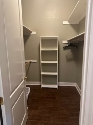 Master walk-in closet - 38400 Interstate 10 W