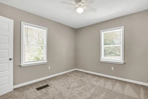 Building Photo - 2152 Holly Hill Dr