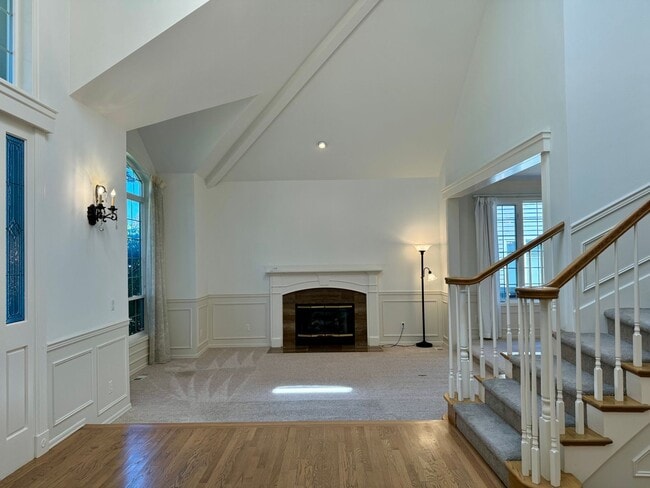 Building Photo - 27171 SE 25th Pl