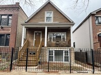 Building Photo - 2847 N Rockwell-G