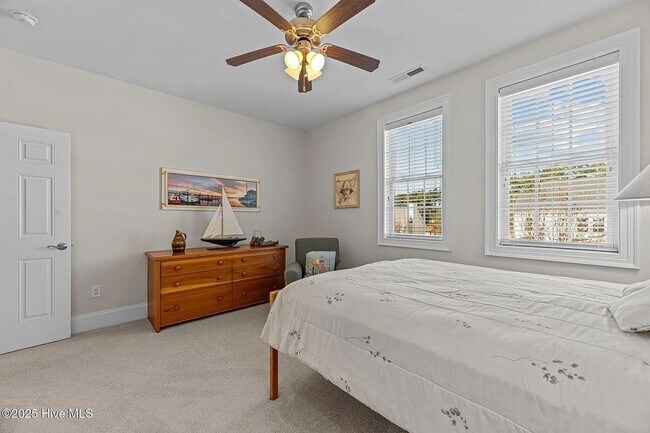 Building Photo - Resort-Style Living | Furnished Townhome with Veranda & Views | Tennis & Golf