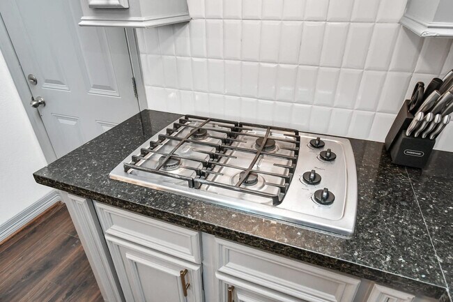 Building Photo - 2905 Baer St