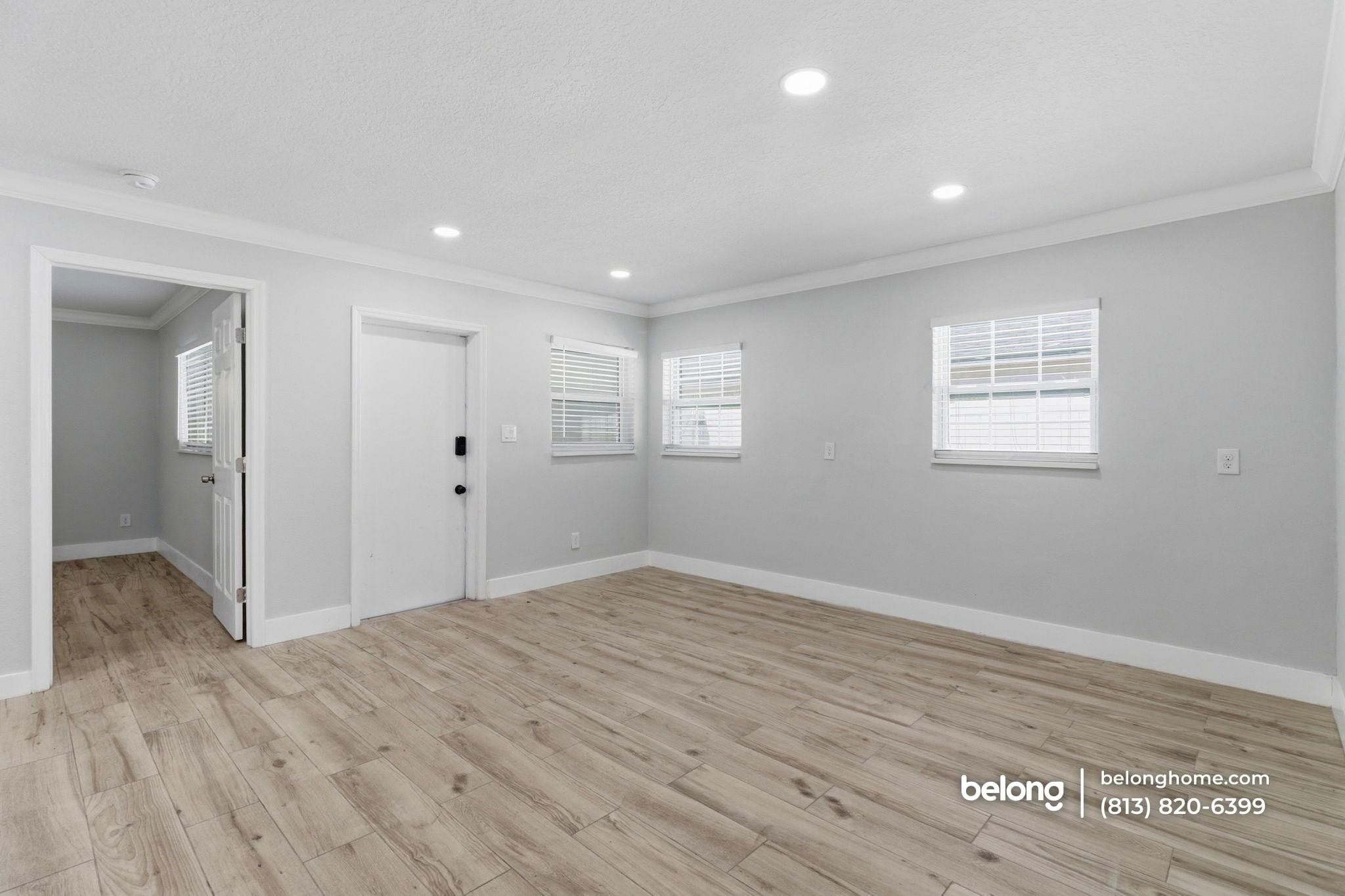 Building Photo - 3307 W Cass St