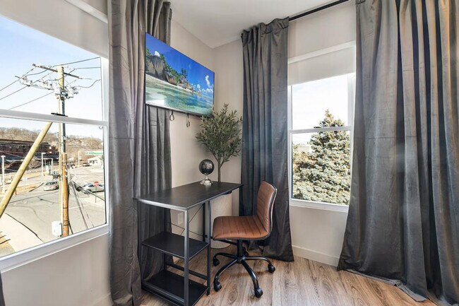 Building Photo - 79 Montgomery St