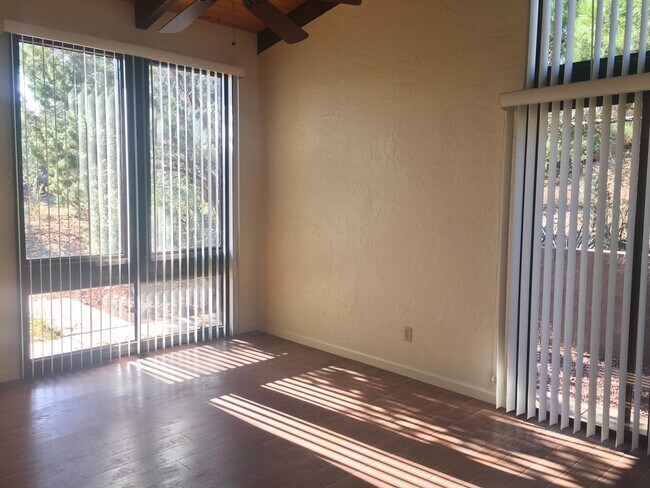 Building Photo - TOWNHOME - WEST SEDONA - DEL SOL