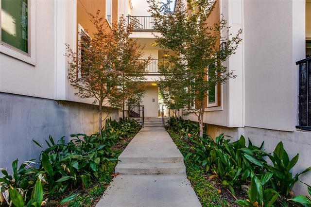 Building Photo - 5718 McCommas Blvd