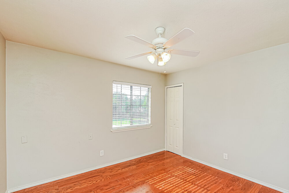 Building Photo - 7529 Ashwood Cir