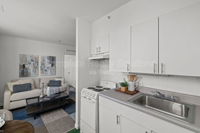 Building Photo - 8612 Halls Ferry Road