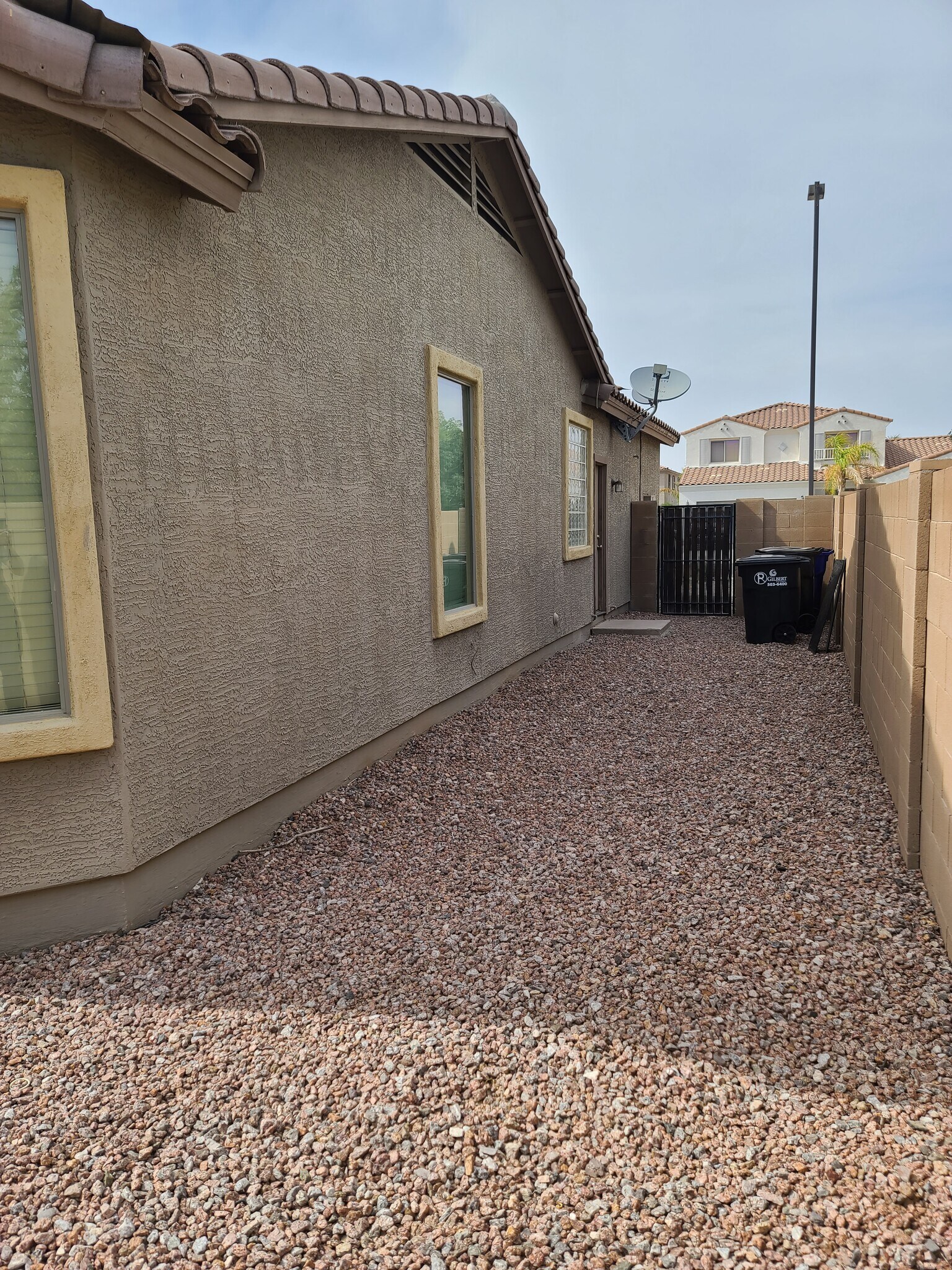 Building Photo - 3233 E Blue Ridge Way