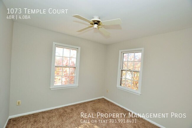 Building Photo - 1073 Temple Ct