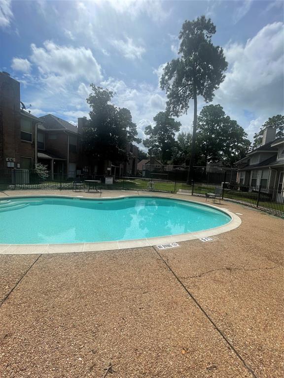 Building Photo - 5515 Strack Rd