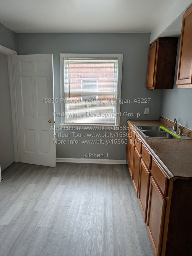 Building Photo - 15865 Prevost St