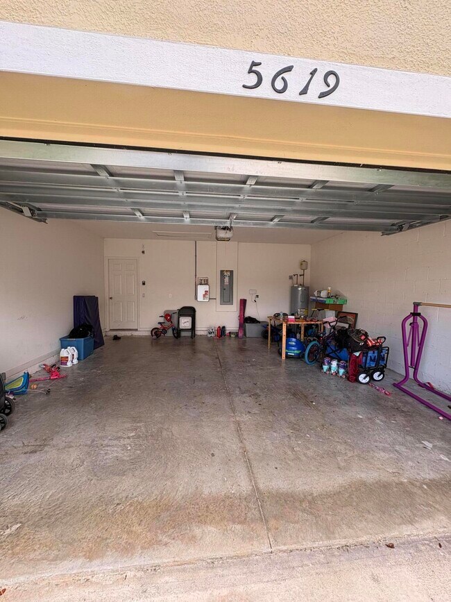 Building Photo - 5619 Delight Dr