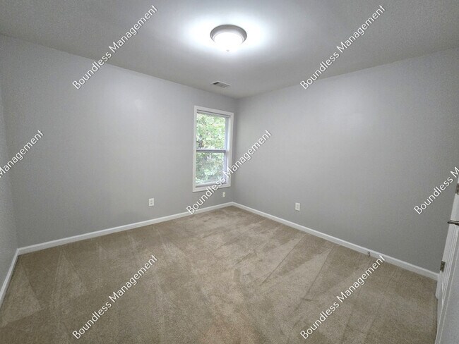 Building Photo - 2014 Ellison Way