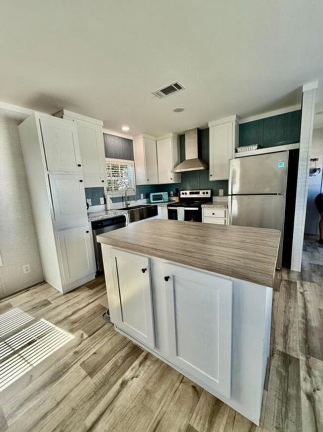 Building Photo - Hobe Hideaway Annual Rental in Hobe Sound