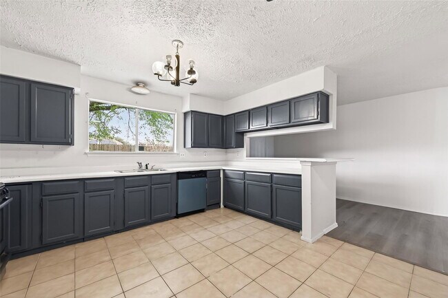Building Photo - Beechbend Drive, Missouri City, TX 77489 - 4 BR 2.5 BA single-family home