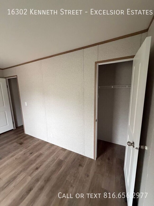 Building Photo - 16302 Kenneth Dr