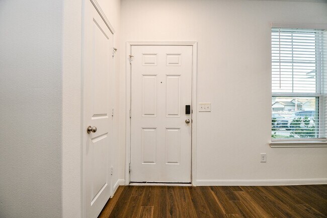 Building Photo - 17867 Baleage Ln