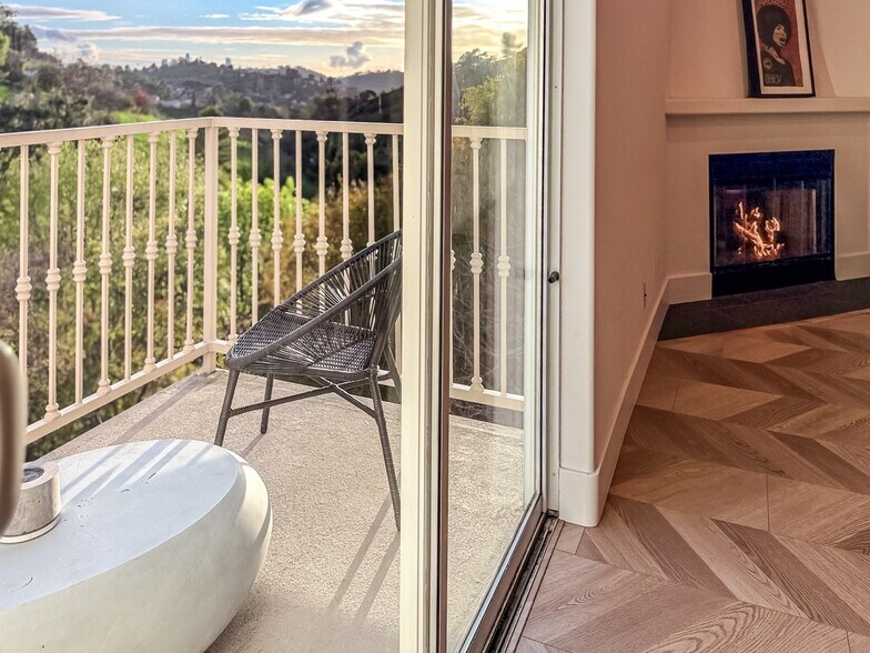 Building Photo - 974 Nordica Dr