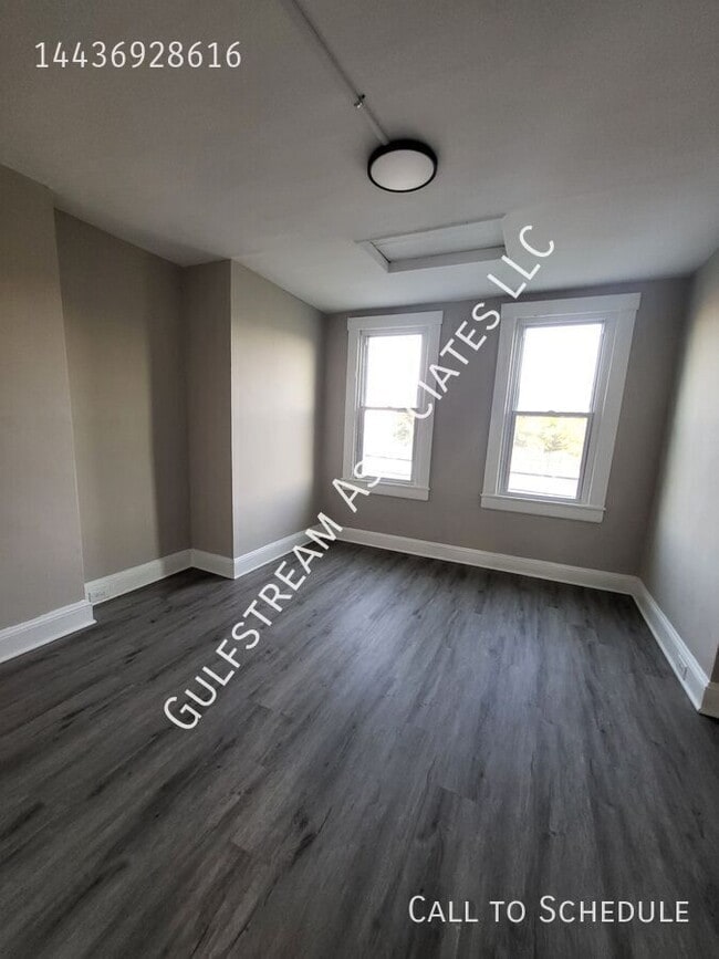 Building Photo - 1723 Darley Ave