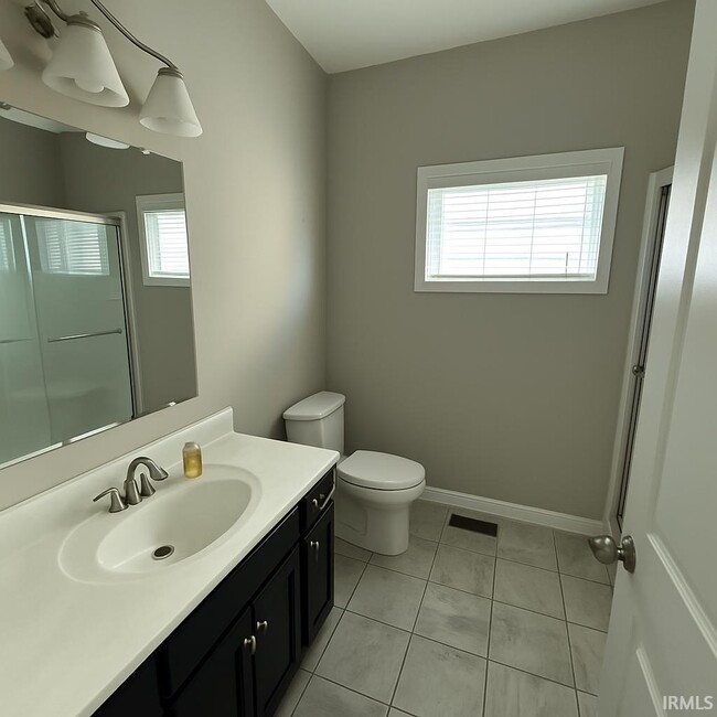 Building Photo - 3621 Arbor Pointe Dr