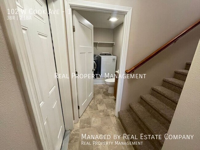 Building Photo - 102 W Cook Ave