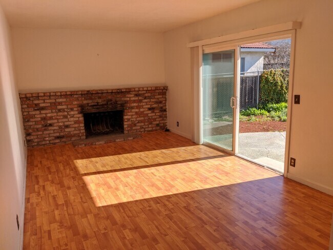 Building Photo - 2654 Olivestone Way