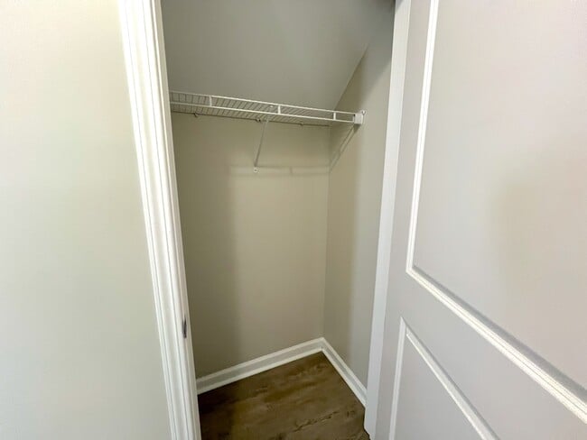 Building Photo - 291 Ranlo Ave